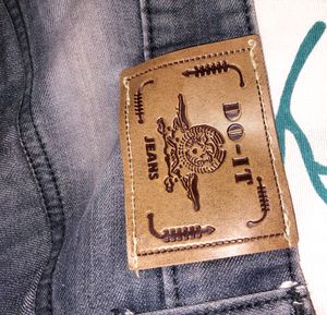 Jeans Stylish Attaractive Unique Branded