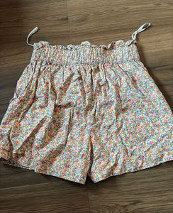 Flower Printed Casual Shorts.