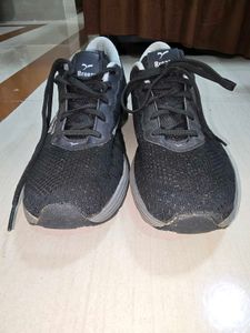 Sports Shoes