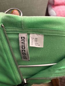H&amp;M Velvet Cropped Hoodie