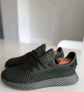 Adidas Deerupt Runner Sneakers