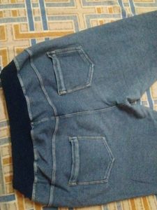 Stretchable Blue Jeans/ Elastic Belt