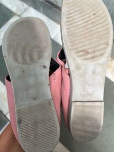 Stylish Pink Embellished Flip-Flops