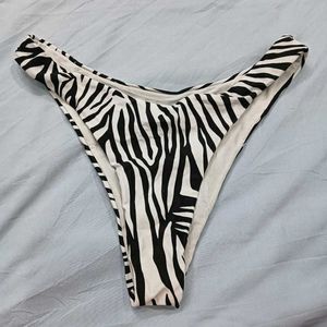 Zebra Print High-😍Waisted Bikini Bottoms