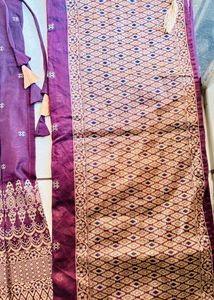 Elegant Purple Embroidered Kurta Set