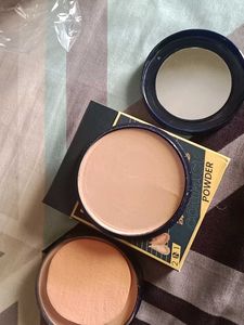 Ebony London True Radiance Compact Powder