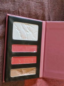 MyGlamm Face Makeup Palette