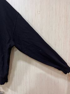 Comfortable Black Drop Shoulder Sweatshirt