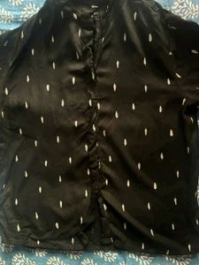 Patterned Black Casual Top