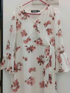 Elegant White Floral Print Midi Dress