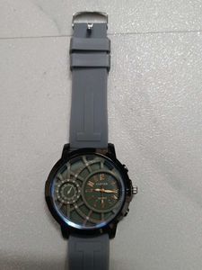 Stylish Men's Quartz Watch