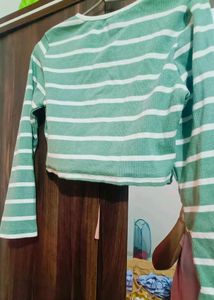 Striped Cropped Long Sleeve Top