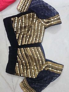 Saree with blouse(34) petticot