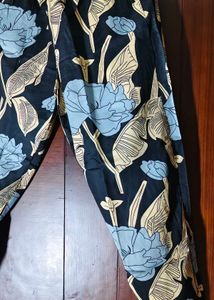 Stylish Floral Print Kurta Set