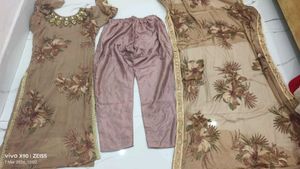 combo suit pink &amp; white and golden brown