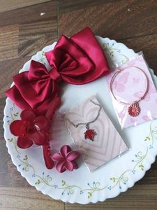 new hair accessories combo red colour