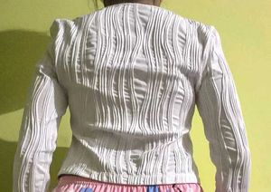 White crop top
