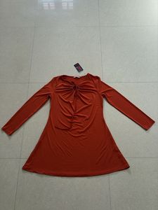 Chic Long-Sleeve Rust Orange Dress