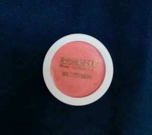 Insight Blusher - Makeup Essentials