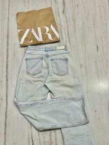 Zara Straight Fit Light Blue Jeans