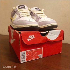 Nike Dunk Low Lilac Floral Sneakers