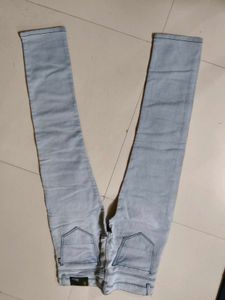Light Wash Slim Fit Jeans