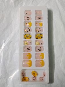 Korean Poligel Nails(Set Of 24 Pieces)