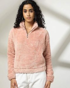 H&M Fuzzy Cropped Pullover 🛍️