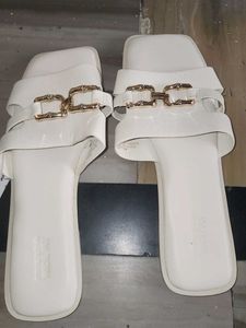Primark Cream Slides with Gold Detail(UK)