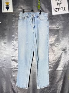 Light Wash Relaxed Fit Jeans