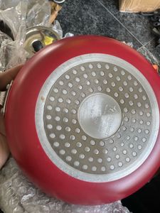 F Smartbuy Red Large Pan Unused With Handle