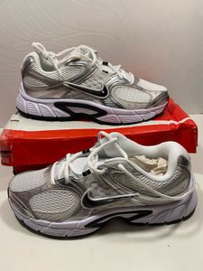 Nike Mens V5 RNR Sneakers 1000%ORIGINAL 💯 UK-9
