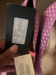 Reduced   Ethic Heels with Tag