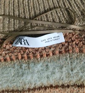 ZARA Cozy Geometric Pattern V-Neck Sweater