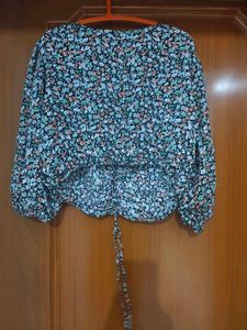 Floral Print Ruched Tie Front Top
