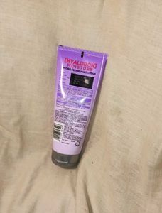 Loreal Paris HYALURON Moisture (Hair Cream)
