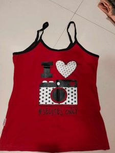 Red '#Selfies Only' Graphic Tank Top