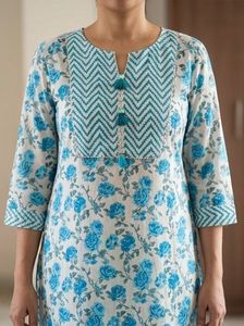 Blue Floral Print Kurta Set with Dupatta (S)