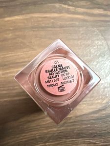 Revolution Lip gloss