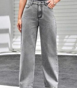 Stylish Grey Wide-Leg Jeans