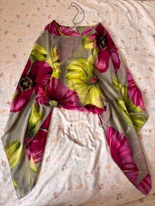 Flowy Floral trendy top