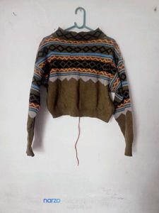 Stylish Patterned Knit Sweater