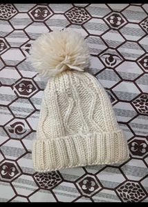Cozy Cream Knit Beanie with Pom-Pom cap