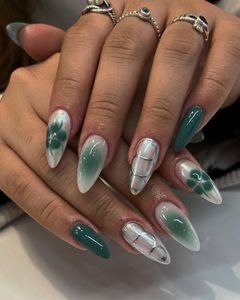 Customise gel Golden CHROME SEA GREEN NAILS