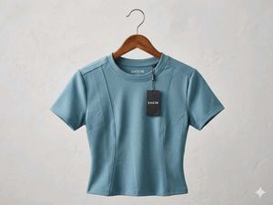 SHEIN Blue Cropped Top