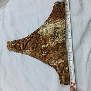 ⚛️ Brown Animal Print Thong Panty