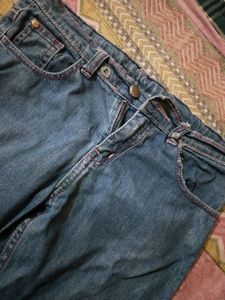 Blue Jeans 9-10 Yr Girls,New Condition,Only 1Flaw