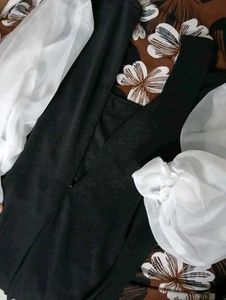 Elegant Black Maxi Dress with Puff Sleeves