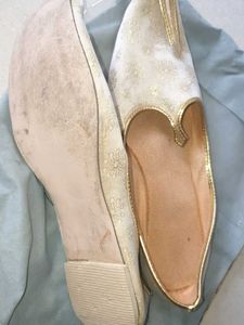 Elegant Indian Jutti Shoes