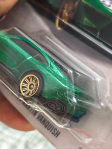 Aston Martin Vanquish (Matchbox)